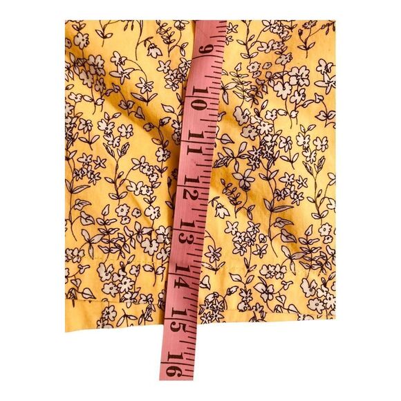 Banana Republic Yellow Patterned Shorts - Picture 7 of 8